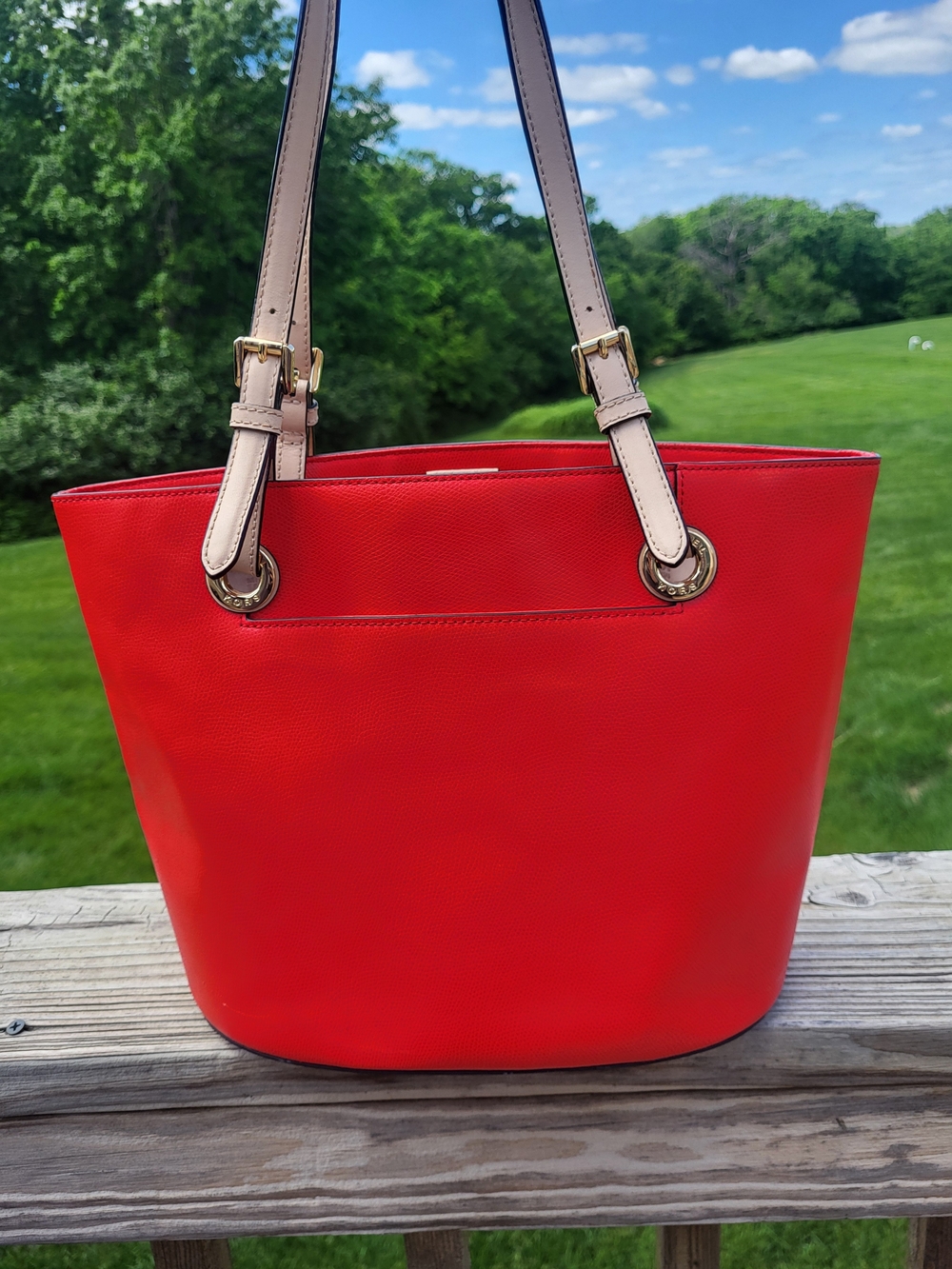 Michael Kors Jetset Medium Red Tote Bag with Beige Straps - Picture 3 of 6
